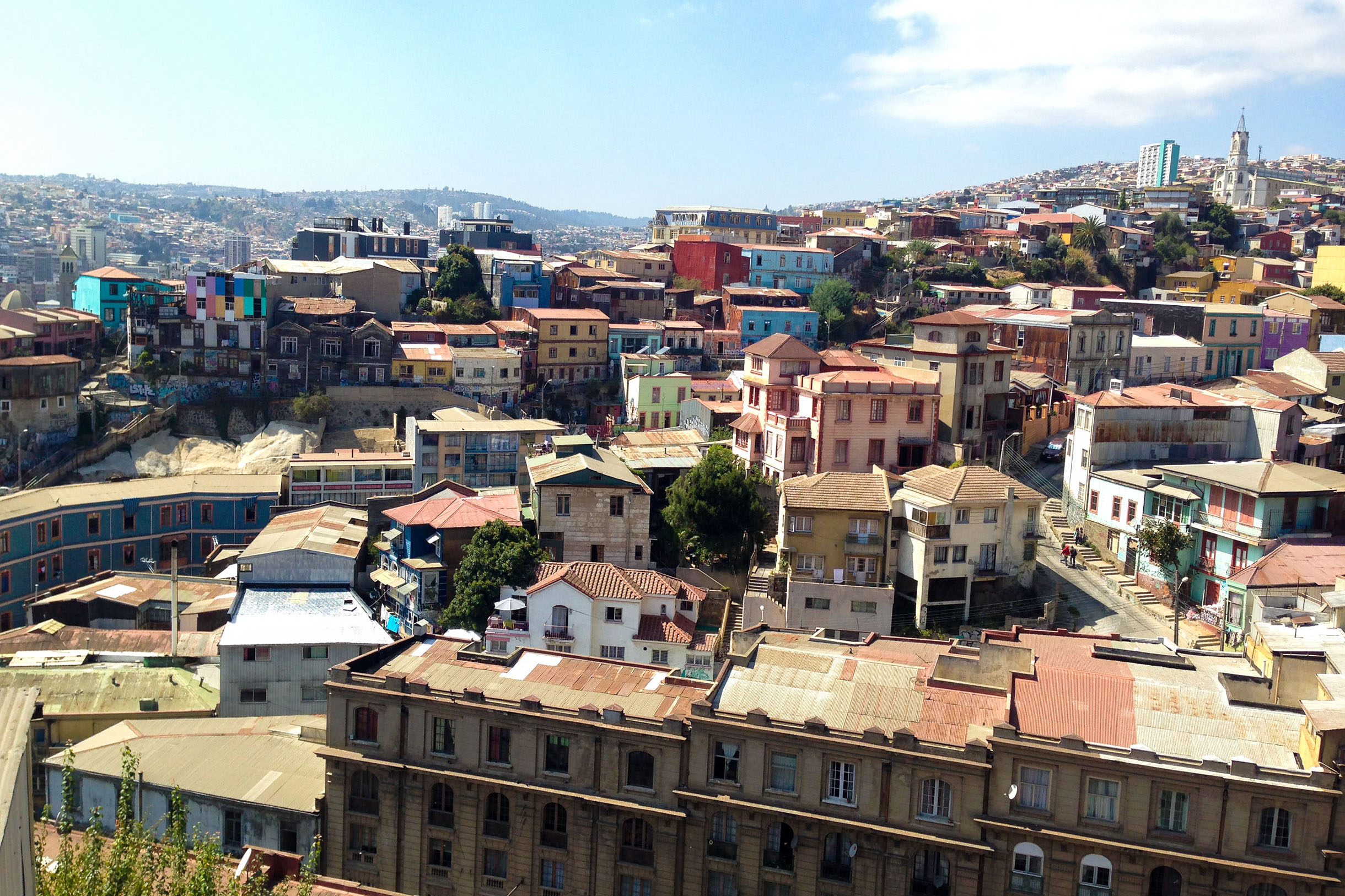 Destination Chili : 2 guides pour découvrir Santiago et Valparaiso hors des sentiers battus.