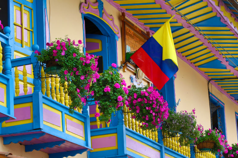 PVT Colombie : Comment obtenir son visa ?