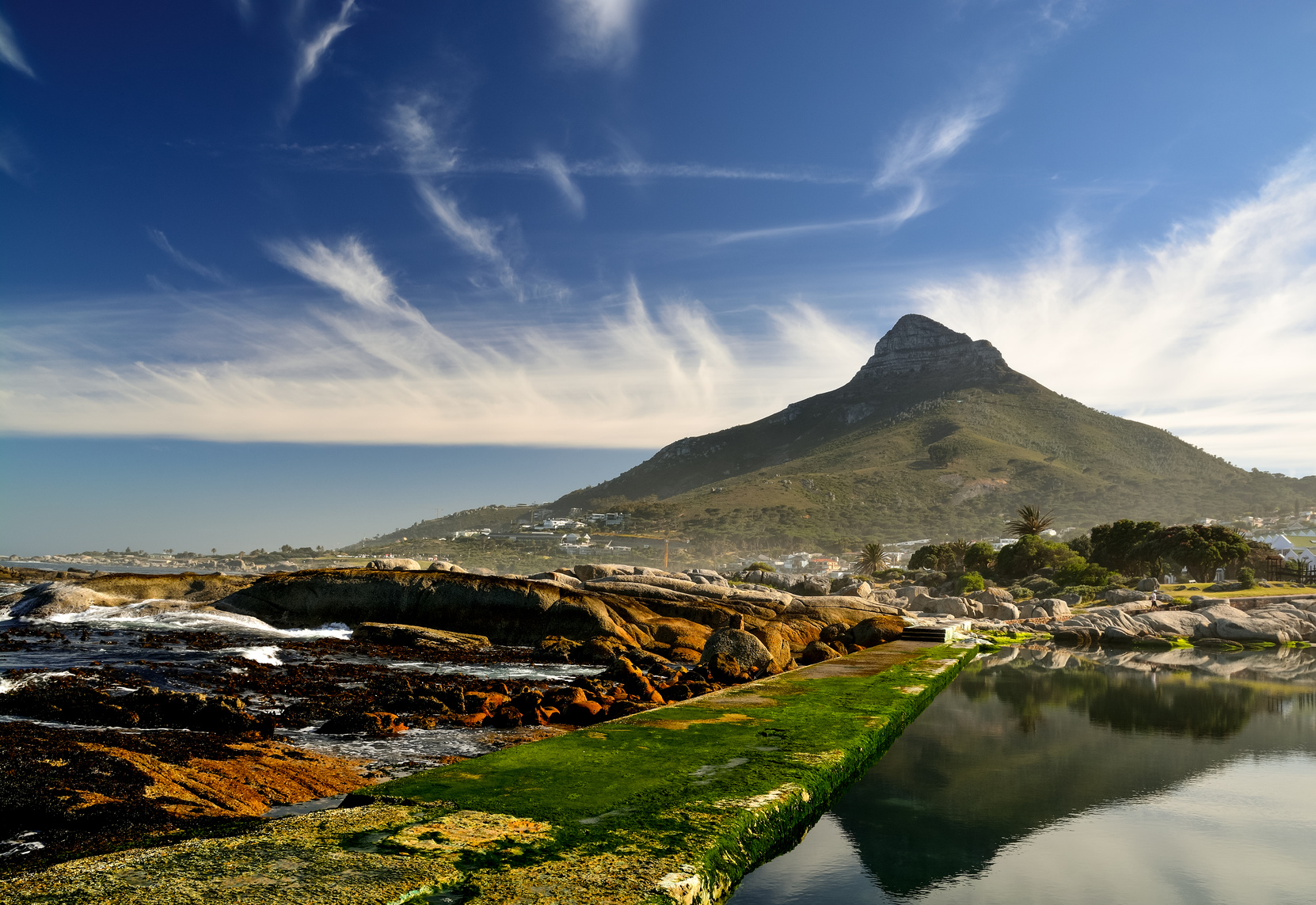 Cape Town vue sur Camps Bay mit Lion's Head