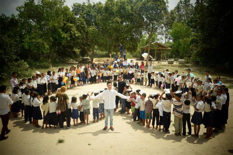 Sensibiliser les enfants aux bienfaits de l’école : une mission Twam au Cambodge