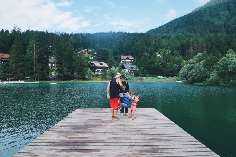 Gizem, Paul et leurs enfants font le tour d’Europe en camping-car