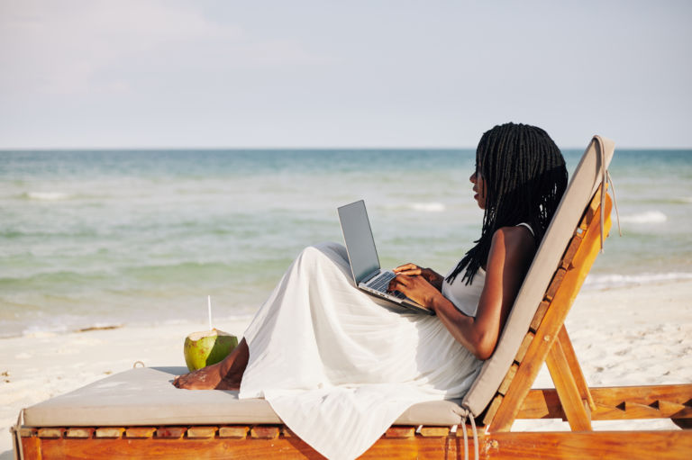 Télétravailler depuis l’étranger : Dans quel pays puis-je obtenir un visa digital nomad ?