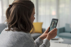 Effectuez votre téléconsultation médicale depuis l’étranger via l’appli Chapka